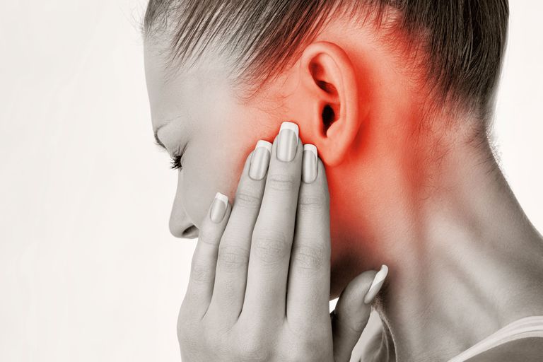 ¡Aprenda a usar estos remedios caseros para destapar los oídos inmediatamente!